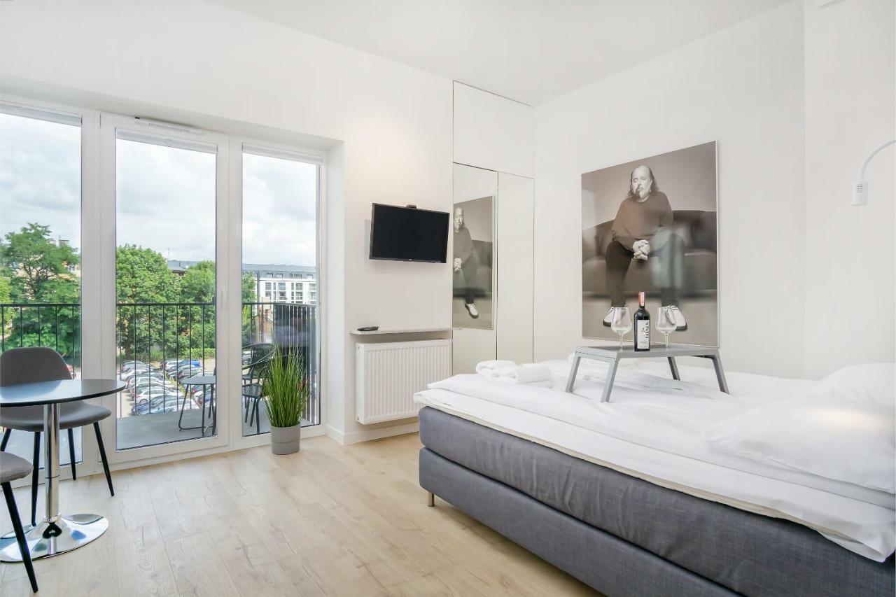 Apartments Poznan Mtp Bukowska By Noclegi Renters Exteriör bild