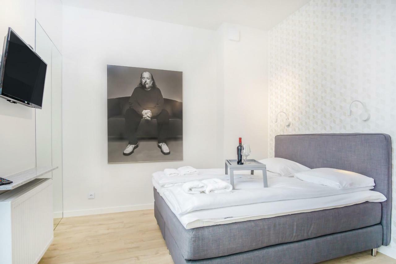 Apartments Poznan Mtp Bukowska By Noclegi Renters Exteriör bild