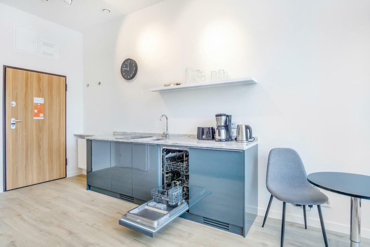 Apartments Poznan Mtp Bukowska By Noclegi Renters Exteriör bild